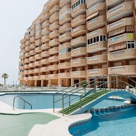 Turisticos Hawaii 4-5 *