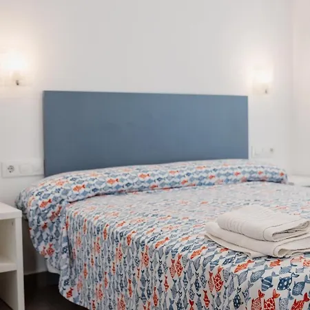 Turisticos Hawaii 4-5 *