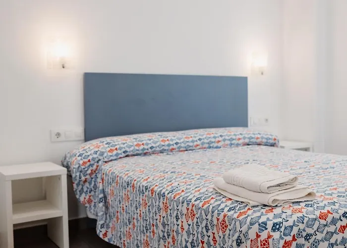 Turisticos Hawaii 4-5 *