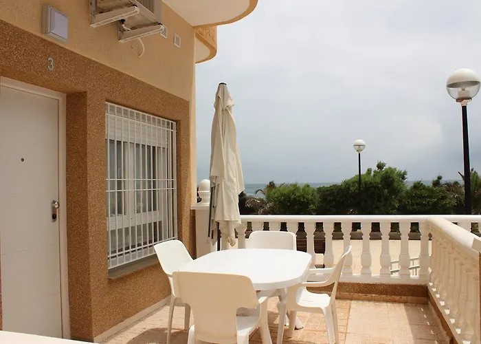 Turisticos Hawaii 4-5 * 라망가델마르메노